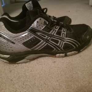 Asics volleyball shoes
